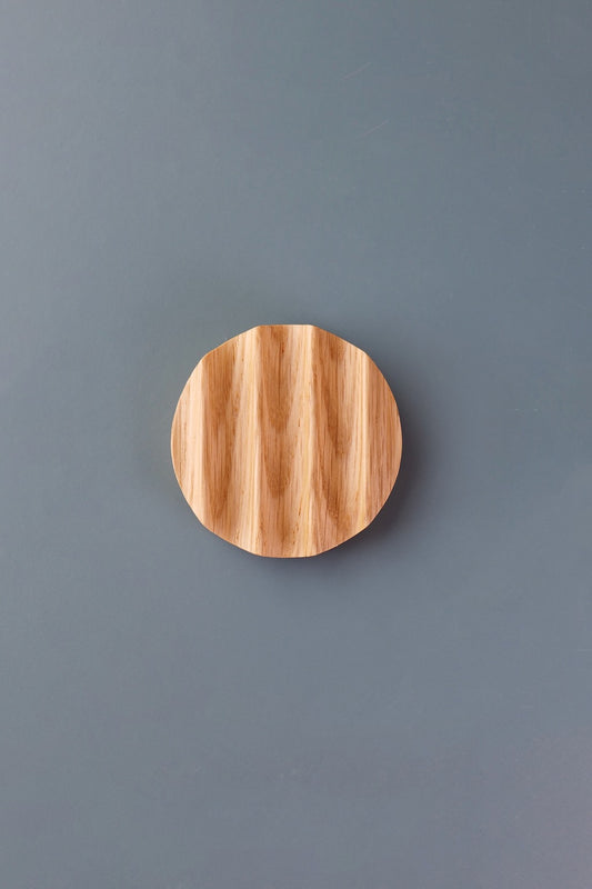 Tani - Wooden pen rest