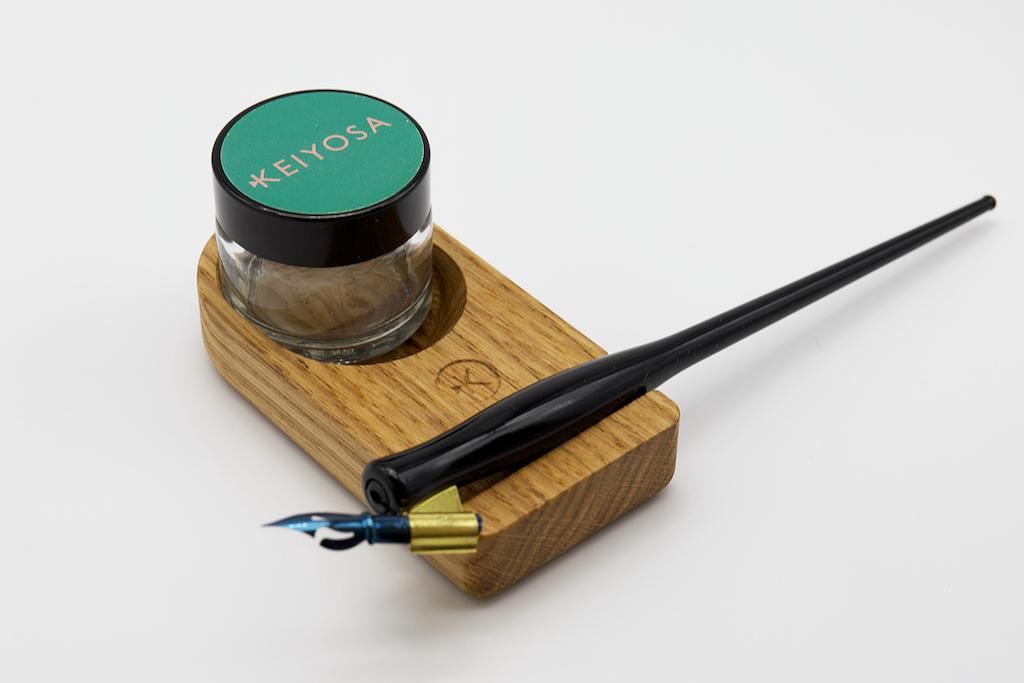 Tilt - Angled calligraphy ink pot holder