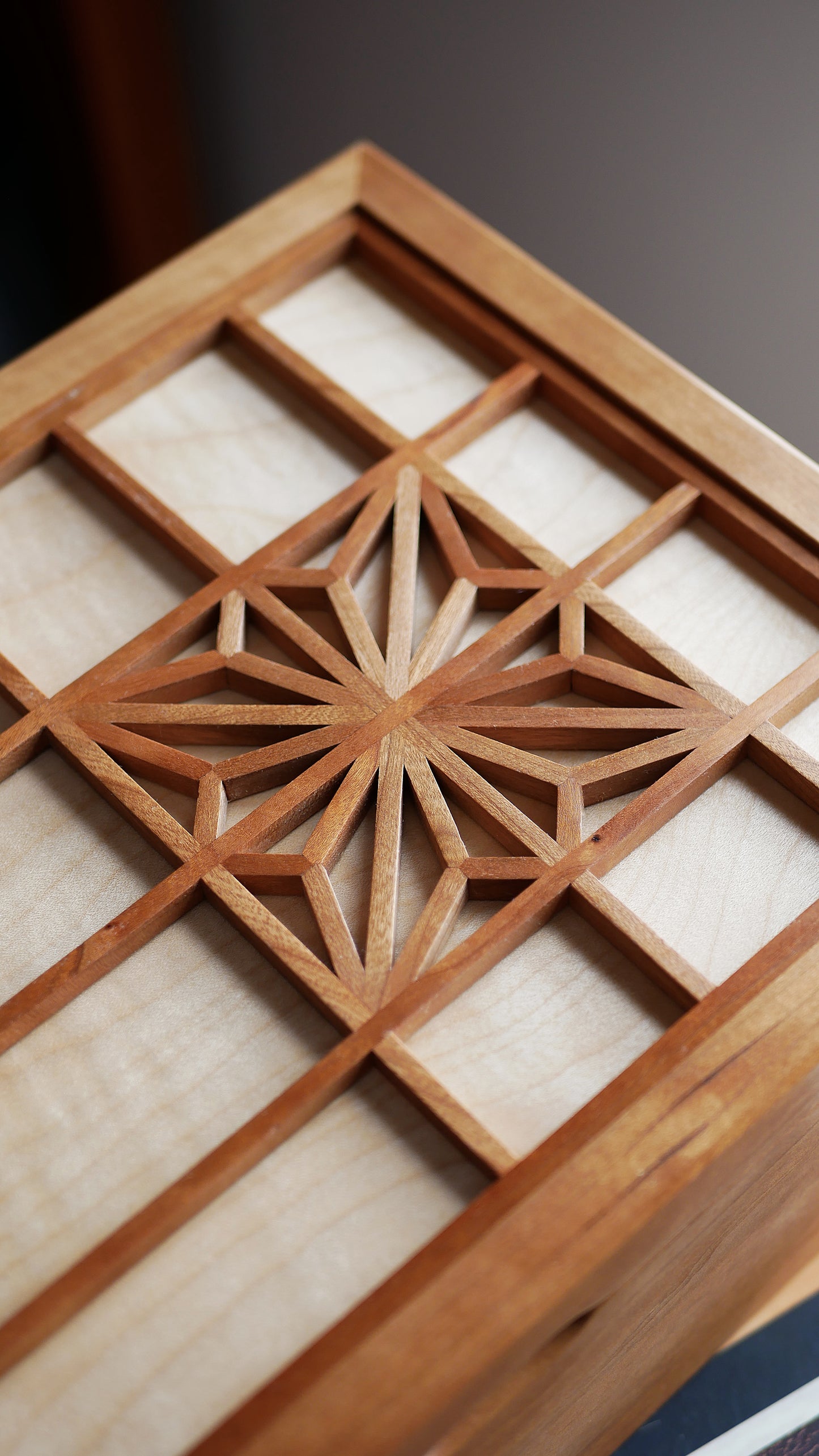 ‘Asa No Ha' Cherry Keepsake box Large