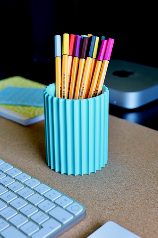 Hue Pen pot