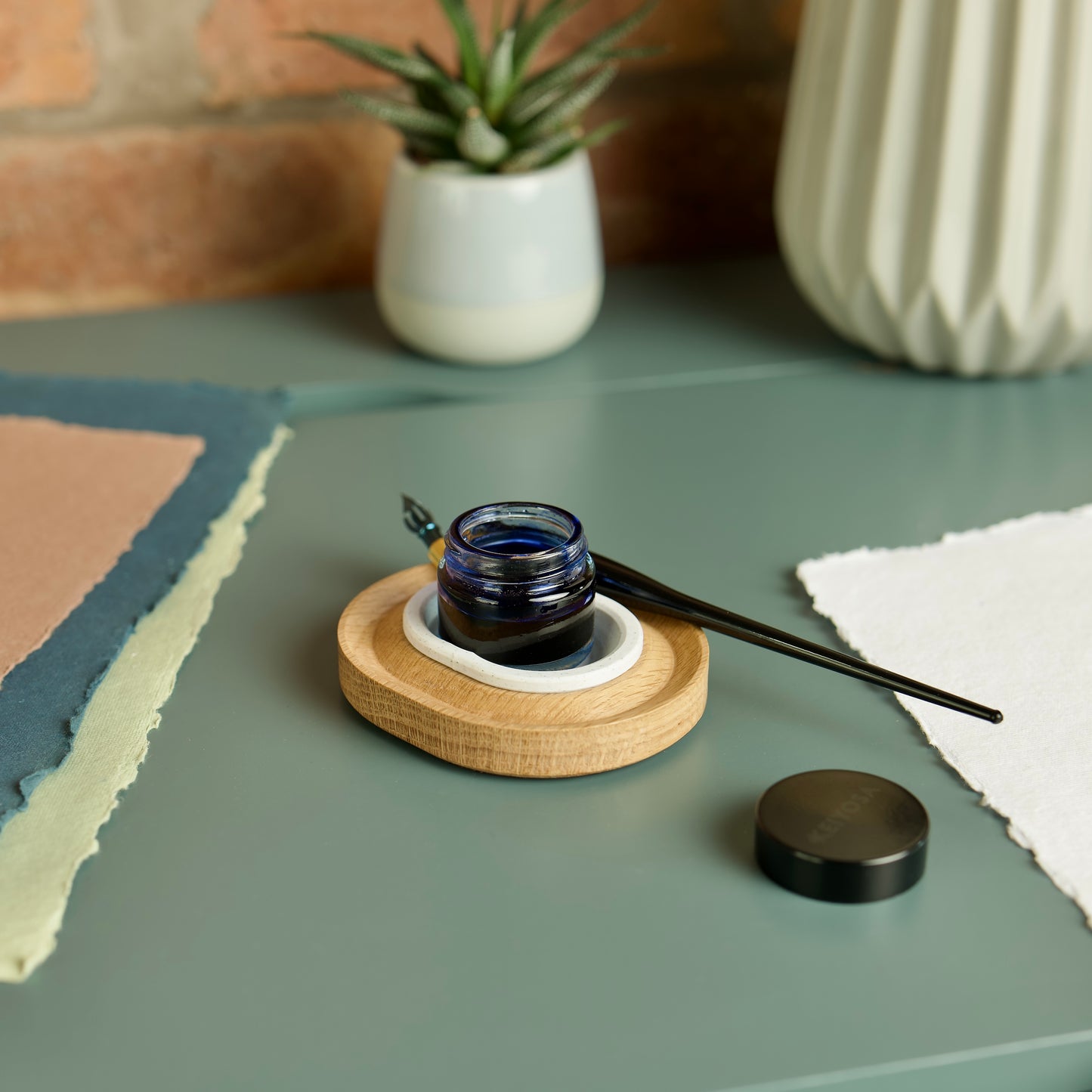 VersaTilt - Ink stand