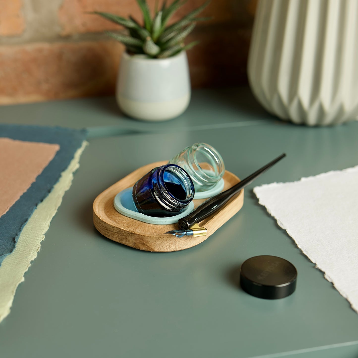 VersaTilt - Ink stand
